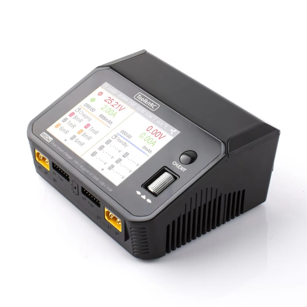 SmCpToolkitRC M6DAC Caricabatt - Toolkitrc M6Dac Smart Charger recensione e prezzo
